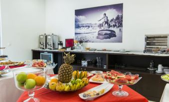 Hotel Santiago - Housity