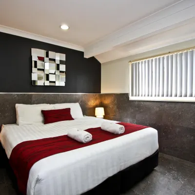 Jesmond Executive Villas Hotels near Wests Convention Centre