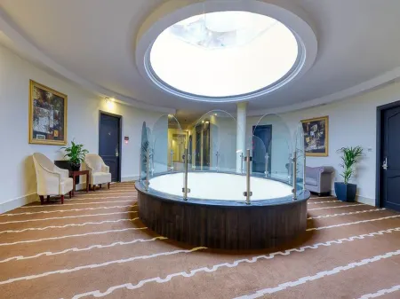 The Sandy Palace Hotel