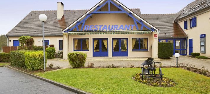 Comfort Hotel Etampes Ξενοδοχεία στην πόλη Essonne