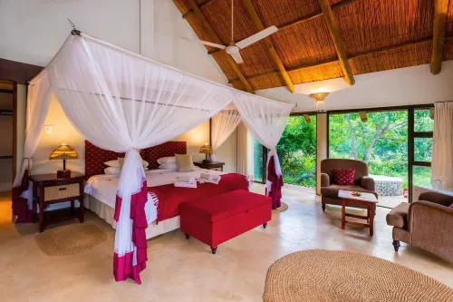 Leopard Walk Lodge Hotels in Hluhluwe