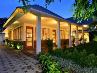 Hotel Blambangan Hotels in Banyuwangi Sub-District
