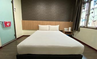 OYO 89752 7 Days Express Hotel