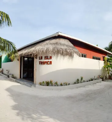La Isla Tropica Hotels near Guraidhoo