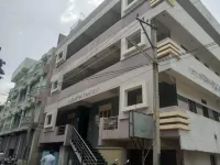 Iroomz Pranathi Comforts Hotels near HST Shopping Complex