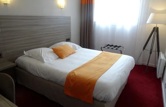 The Originals City 酒店科爾伊澤爾聖布里厄克歷史中心