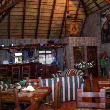 La Rochelle Inn Dining/Meeting Rooms