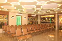 Hotel Empire Hôtels à : Valsad