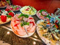 Hotel Wallis by Ans Các khách sạn gần Cổng Karlstor