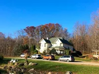 Spruce Hill Inn & Cottages Hotels in Bellville