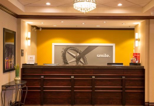 햄프턴 인 미시소거 웨스트