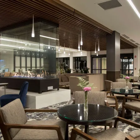 DoubleTree by Hilton Hotel Syracuse