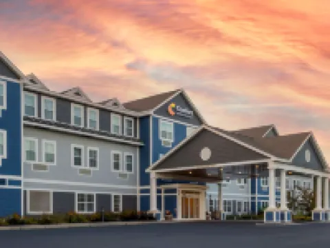 Comfort Inn & Suites Hotels in Wilton