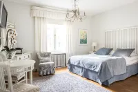 Boutique Hotel Yöpuu فنادق في 
