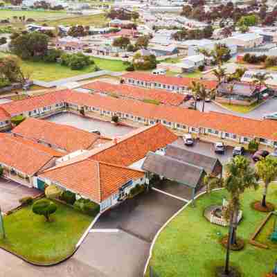 Sleepwell Motel Hotel Exterior