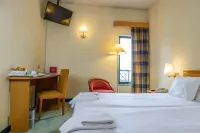 Flag Hotel Guimarães-Fafe Hotels in Rego