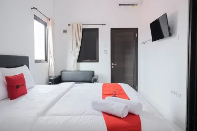 RedDoorz near Kota Tua 2 Hotel di Tambora