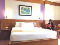 Athaya Hotel Kendari Hotels in Mandonga