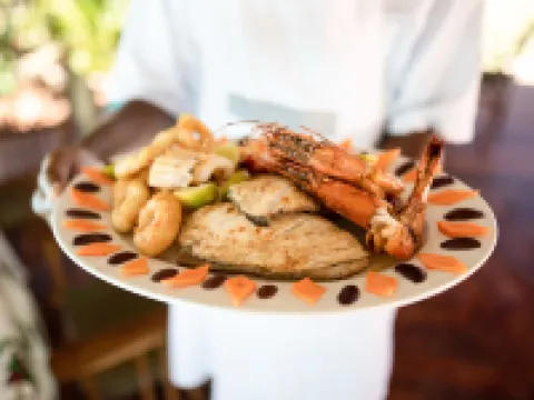 ไมชานุงวี โรงแรมในนุงวี