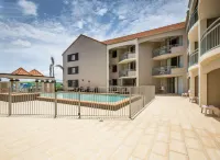 Hope Harbour Hotel Hotels in Helensvale
