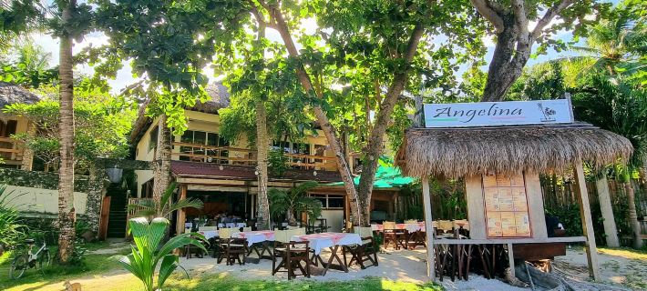 Angelina Beach Resort & Italian Restaurant Malapascua Hotels in Daanbantayan