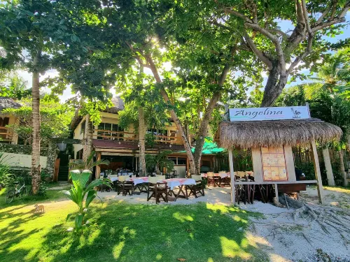Angelina Beach Resort & Italian Restaurant Malapascua Hotels in Daanbantayan