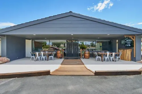 Australian Homestead Motor Lodge Hotels in Gumly Gumly