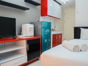 Homey Studio at The Springlake Summarecon Bekasi By Travelio