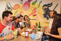 Whole Wide World Hostel - พร้อมอาหารเช้า