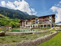 Alpeiner Nature Resort Tirol Hotels in der Nähe von Berg Restaurant Eisgrat