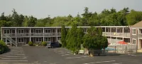Holiday Hill Inn & Suites Hotels in West Dennis