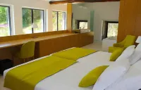 Lousada Country Hotel Hotel di Macieira