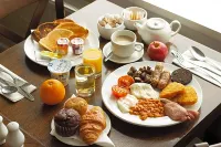 The Bridge House, BW Signature Collection - breakfast