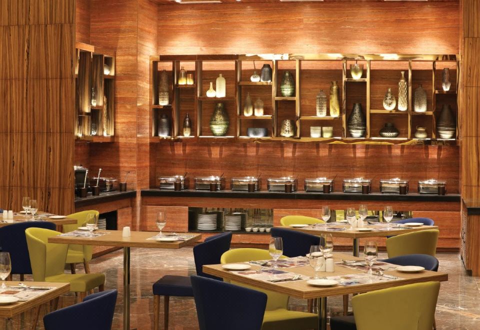 Lemon Tree Hotel Sohna Road Over view