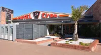 Eyre Hotel