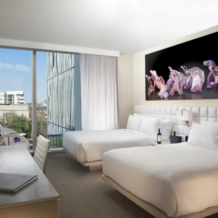 HALL Arts Hotel, Dallas, Autograph Collection