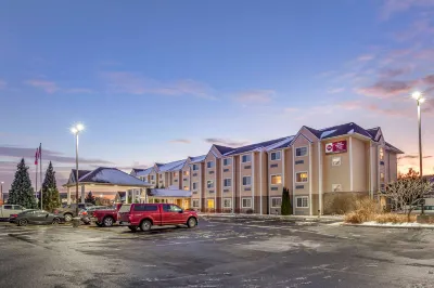 Best Western Plus Woodstock Inn  Suites Hotéis em 
