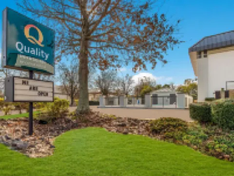 ควอลิตี้ อินน์ แอนด์ สวีทส์ ไอเคน เซาท์ โรงแรมในเอเคน