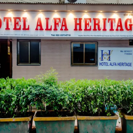 Hotel Alfa Heritage Отели рядом с достопримечательностью «Байкулла»
