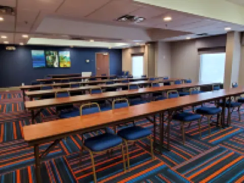 Hampton Inn Hillsville Hotels in Woodlawn