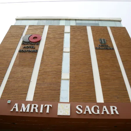 Hotel Solitaire, Indore