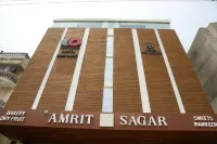 Hotel Solitaire, Indore - مطابخ