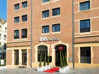 Ibis Brussels Off Grand Place Hotels near Warandepark