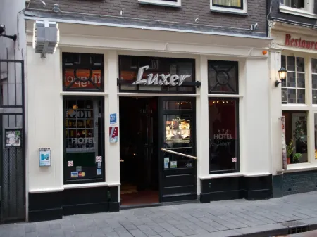 Hotel Luxer