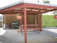 Corio Bay Motel - breakfast