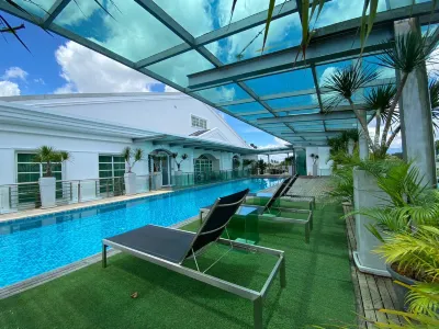 Wesberly Apartments Hotels in Кучинг