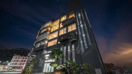 Hinoki Seawater Steaming Resort