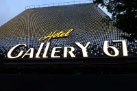 Hotel Gallery 67