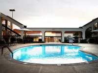 Park Inn by Radisson, Columbus State University Area - Rooftop Pools