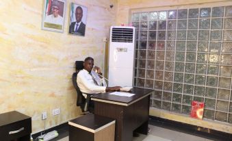 Blue Moon Hotels Victoria Island